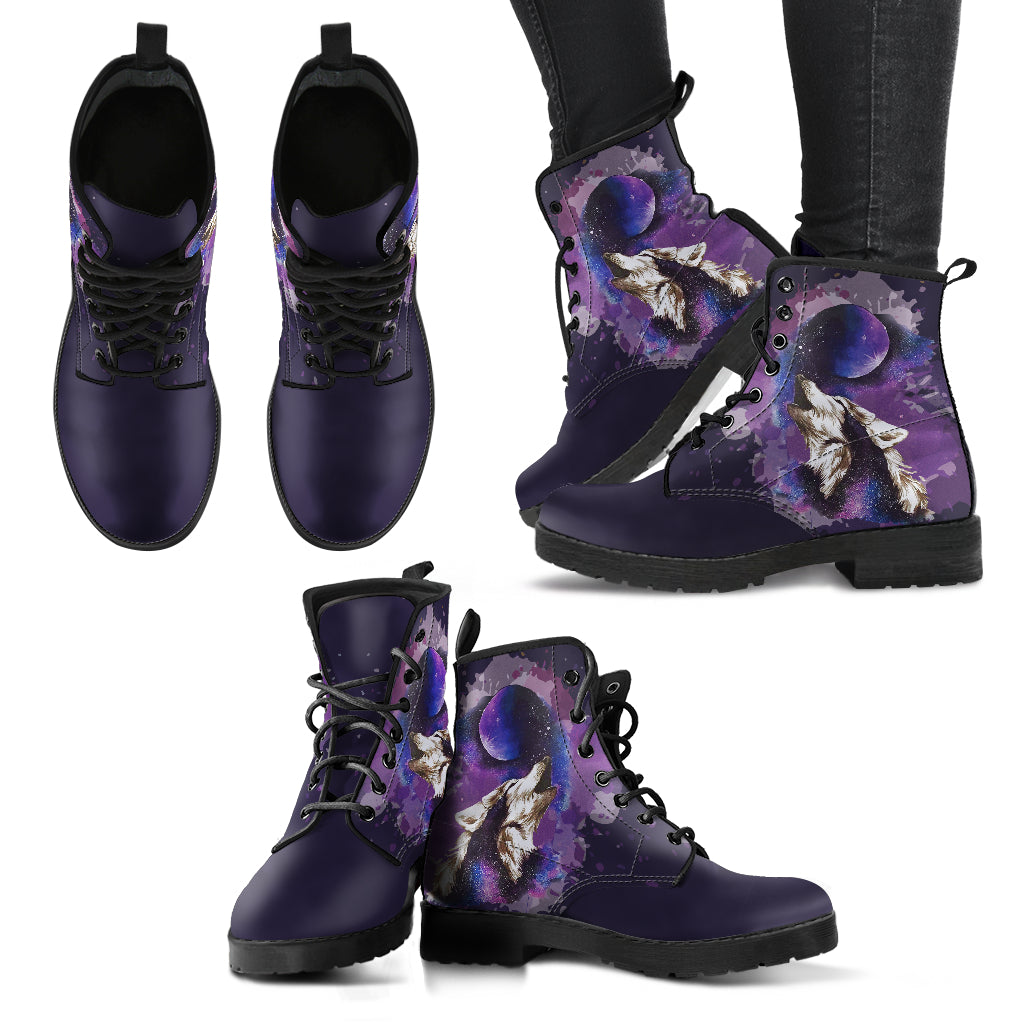 Wolf and Moon Premium Boots - JaZazzy 